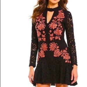 NWT Gianni Bini Black Lace Dress with Embroidery